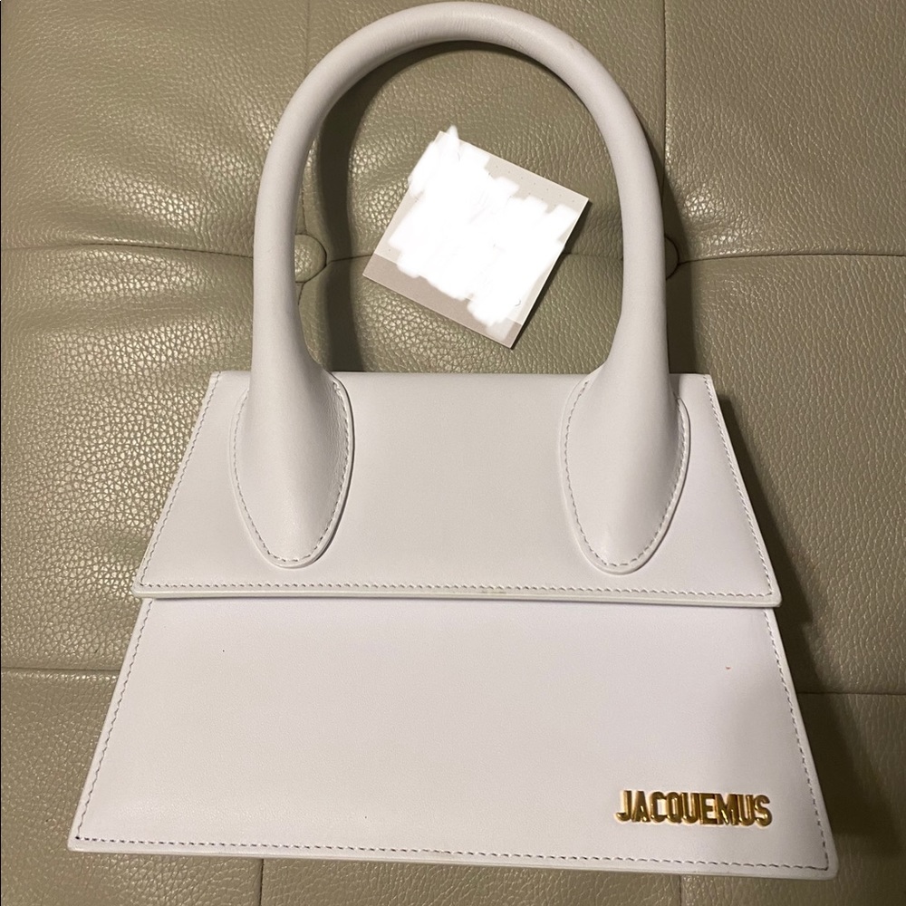 Le grand chiquito white top handle
